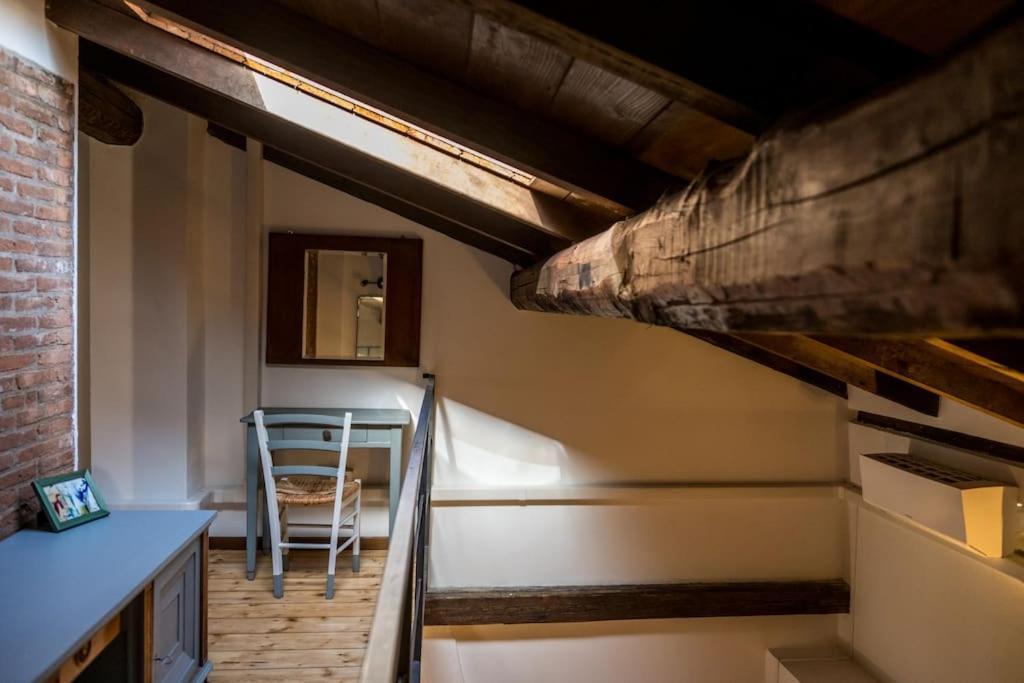 Wonderful Two Floors Apartment Milan Bagian luar foto