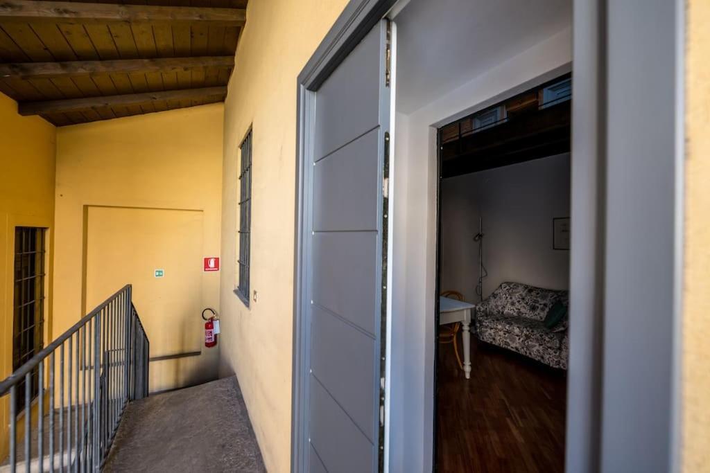 Wonderful Two Floors Apartment Milan Bagian luar foto