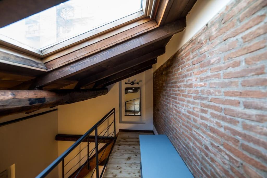 Wonderful Two Floors Apartment Milan Bagian luar foto