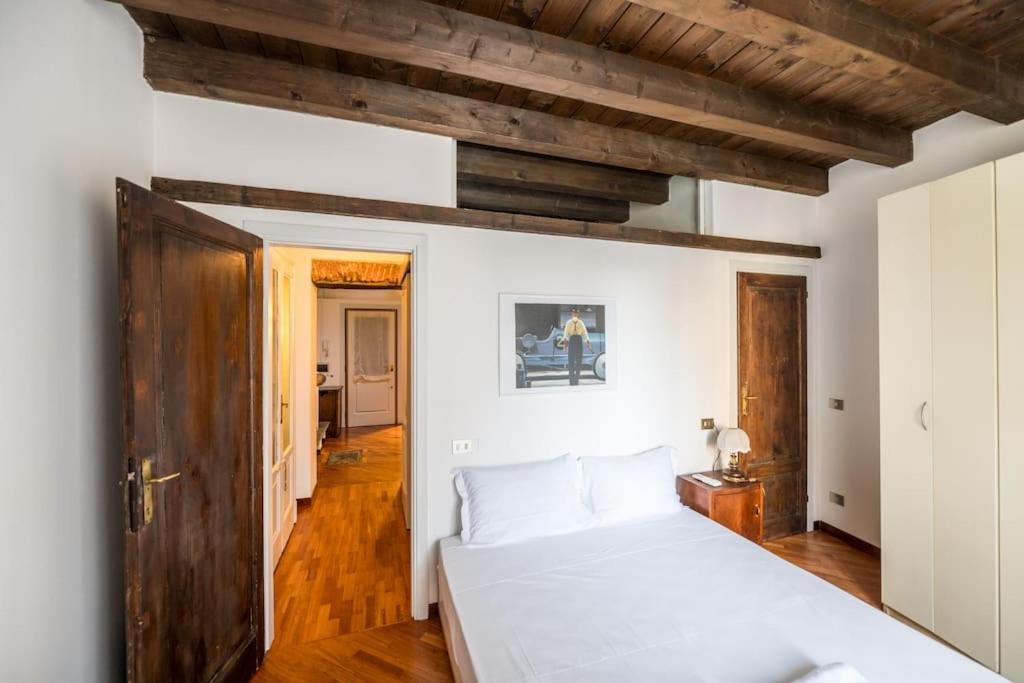 Wonderful Two Floors Apartment Milan Bagian luar foto